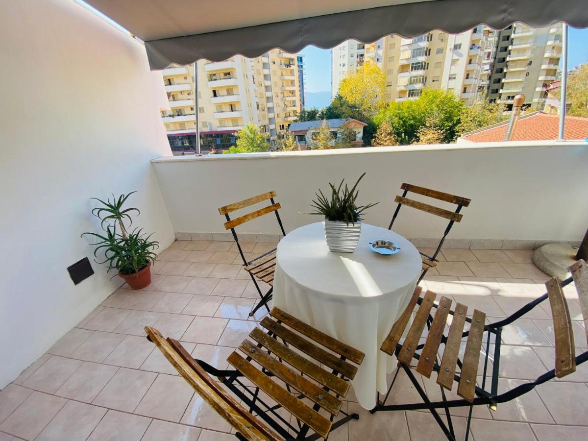 Vlorë Iljazi'S Apartaments מראה חיצוני תמונה