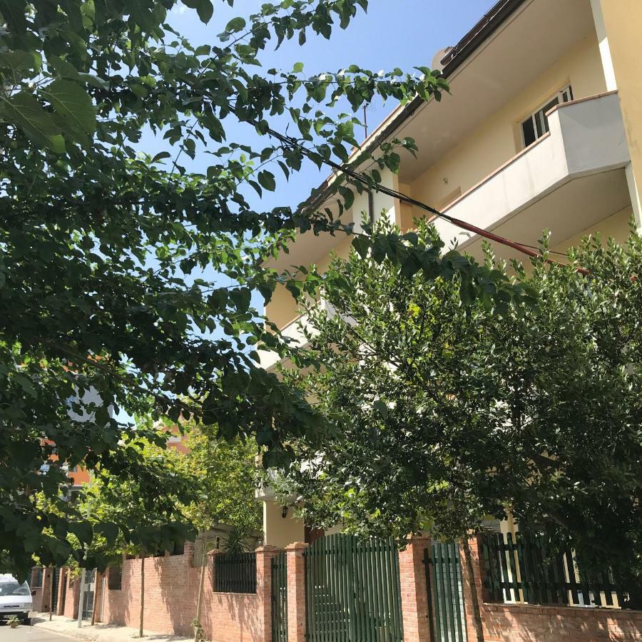 Vlorë Iljazi'S Apartaments מראה חיצוני תמונה